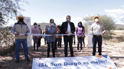 ENTREGA DIEGO LEYVA OBRA DE MEJORAMIENTO DEL CAMINO RURAL VENADITO Y VARAL – EL CARRIZAL