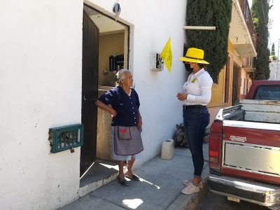 CIUDADANAS Y ADULTOS MAYORES APLAUDEN QUE HAYA UNA PLANILLA DE PURAS MUJERES