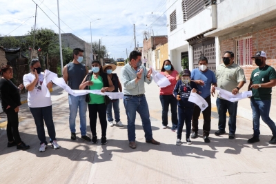 Dolores Hidalgo;  Entregan Apoyos Escolares en Comunidades Rurales