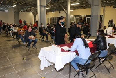 Presidente Municipal Inicia Entrega de Becas Orgullo de México