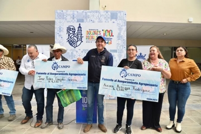 Dolores Hidalgo  Entregan apoyos a productores agrícolas y pecuarios.