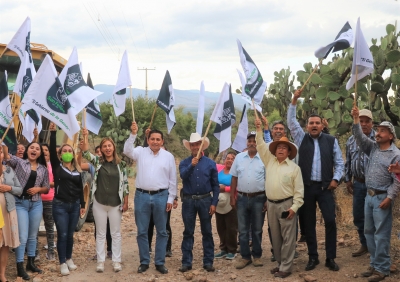 Arranca obra camino saca cosechas San José de los Barcos – Arroyo de  Nopales, en  San Felipe.