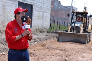 Avanzamos bien con obras y acciones en la colonia Lindavista; Miguel &Aacute;ngel Rayas