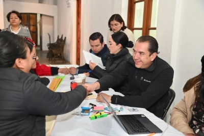 El presidente municipal Adrián Hernández Alejandri  continua con el programa de atención ciudadana