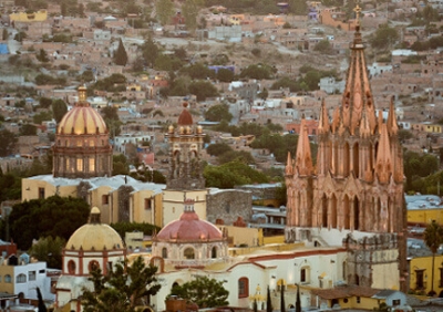 En San Miguel de Allende el Observatorio Ciudadano se pronuncia sobre la crisis del agua, y la pretensión de la construcción del acuaférico.