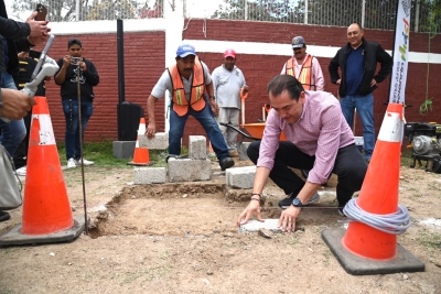 Presidente municipal arranca nuevas oficinas del tianguis de los jueves