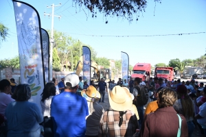 PRESIDENTE MUNICIPAL ARRANCA PAVIMENTACIÓN DE ACCESO PRINCIPAL EN LA COLONIA DON SEBASTIÁN