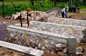 REALIZAN PUENTE COSECHERO EN LA COMUNIDAD POTRERO DE LA CIENEGUITA